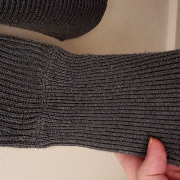 Rachel Zoe Sweater - Picture 3 of 5